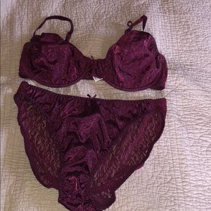 Bra and panty set